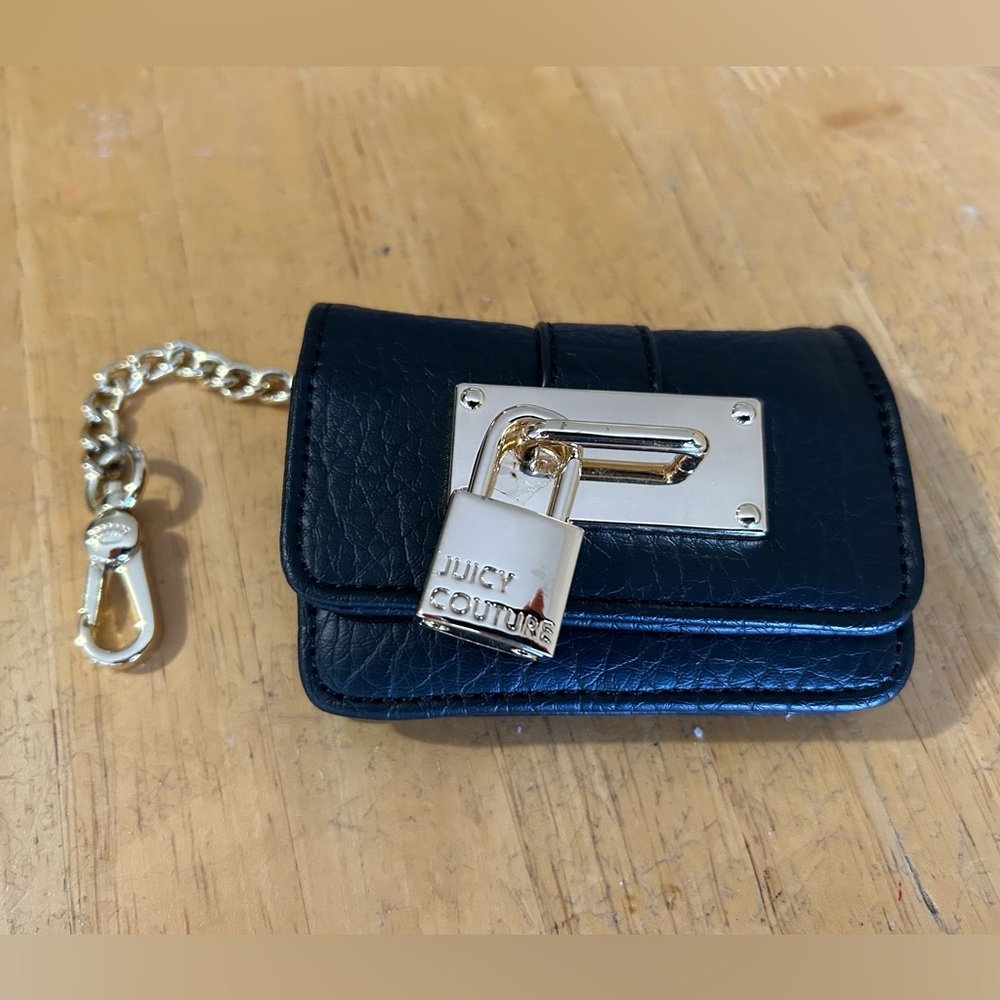 Juicy Couture Small Wallet/Coin Purse
